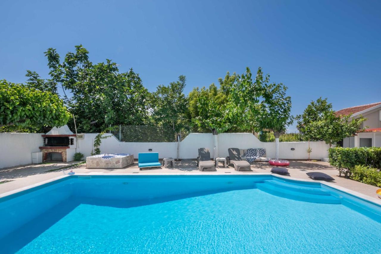 Thiseos Georgia'S Private Paradise Lechaio Exterior foto